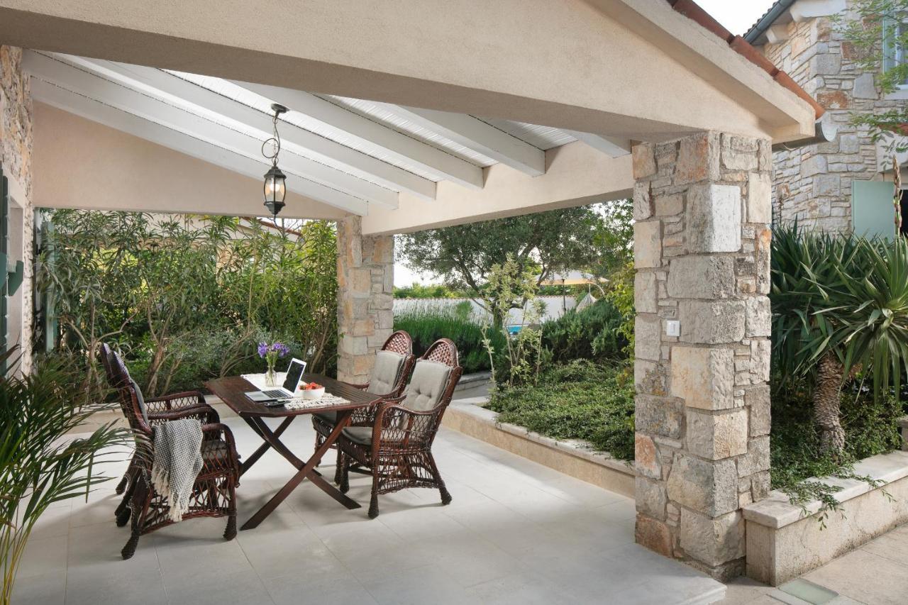 Residence Pietre D'Istria - With Private Service Burici Exterior photo